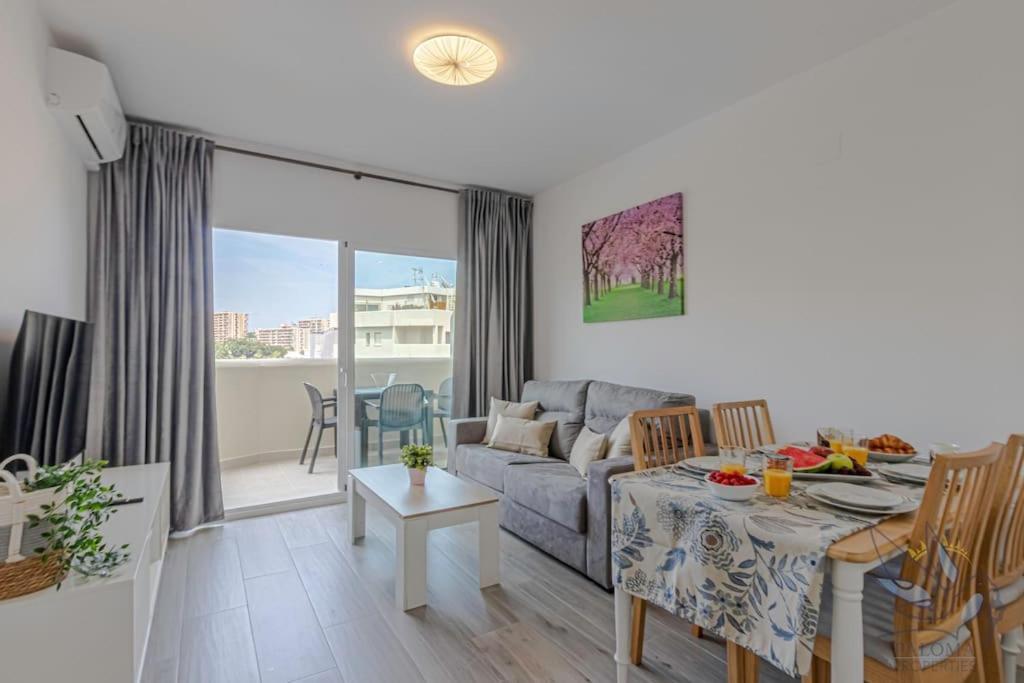 Precioso Apt De 1 Habitacion En Benalbeach Benalmadena Bagian luar foto