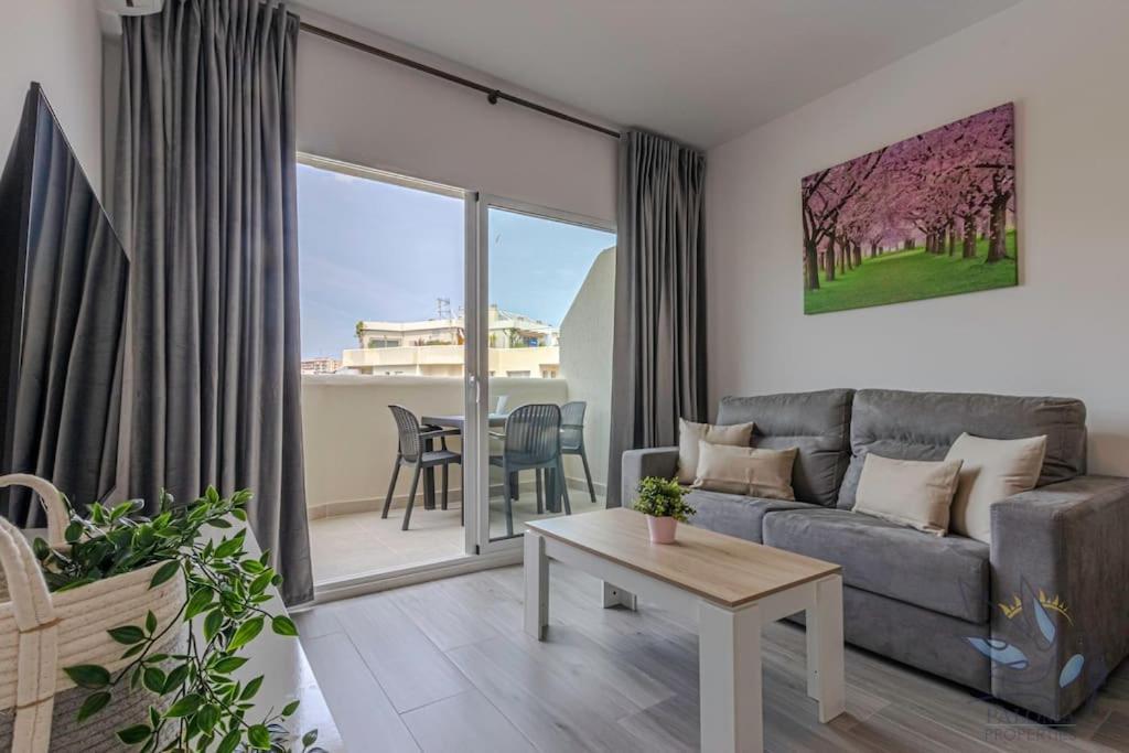 Precioso Apt De 1 Habitacion En Benalbeach Benalmadena Bagian luar foto