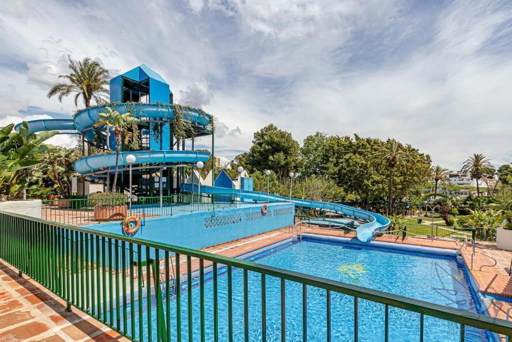 Precioso Apt De 1 Habitacion En Benalbeach Benalmadena Bagian luar foto
