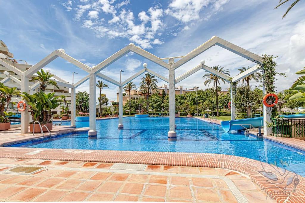 Precioso Apt De 1 Habitacion En Benalbeach Benalmadena Bagian luar foto