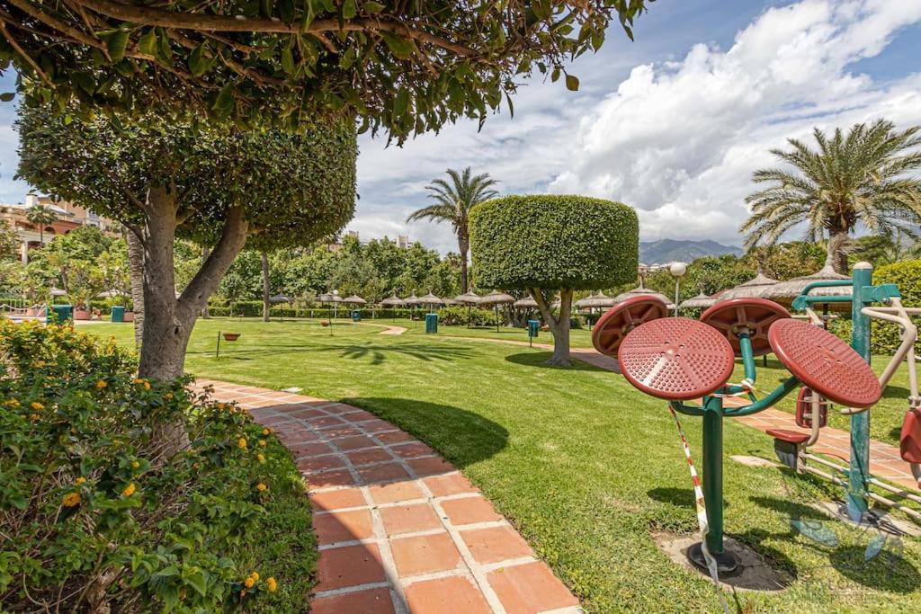 Precioso Apt De 1 Habitacion En Benalbeach Benalmadena Bagian luar foto